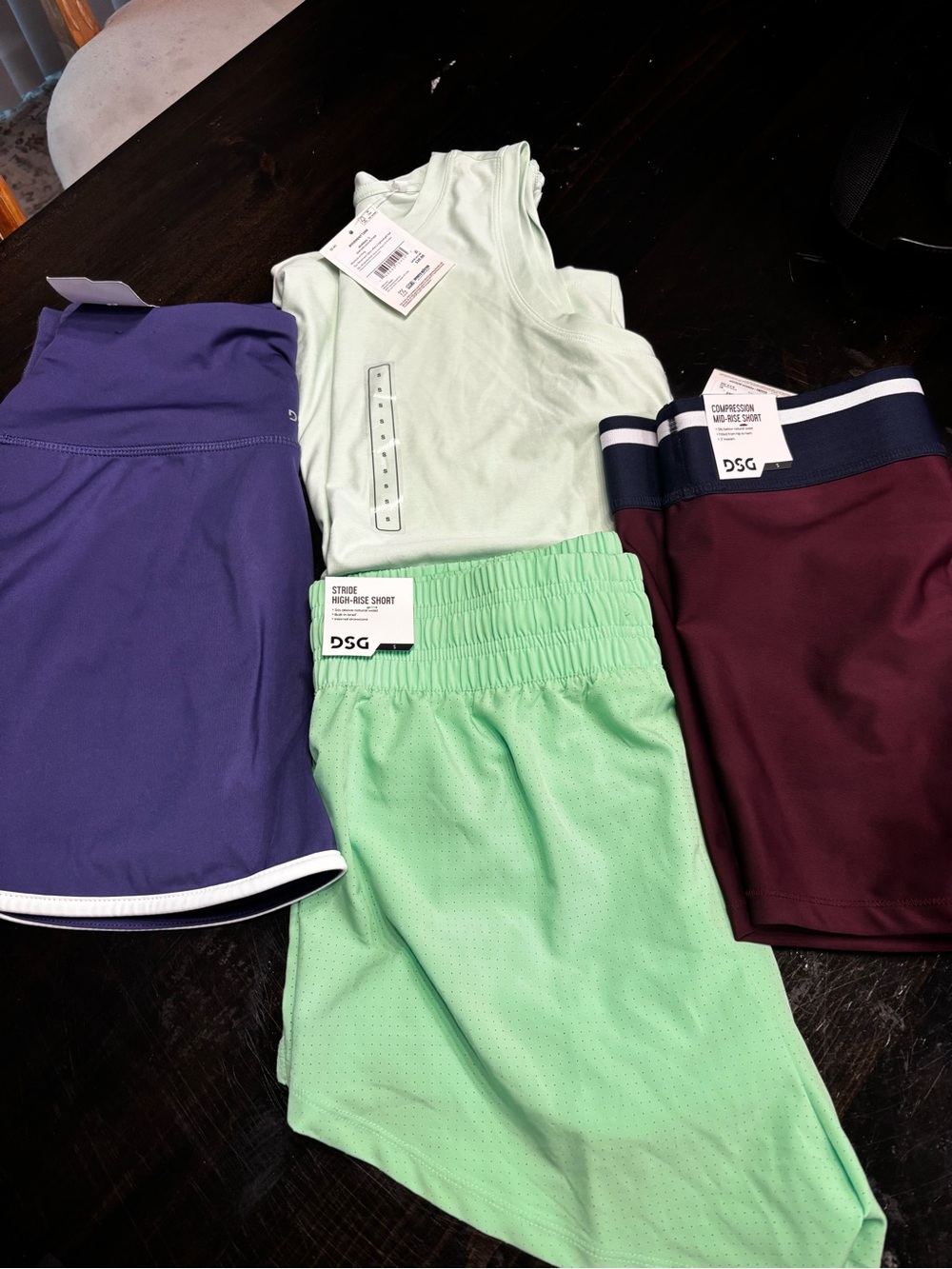 DSG Woman’s Clothing Bundle - Picture 1 of 5
